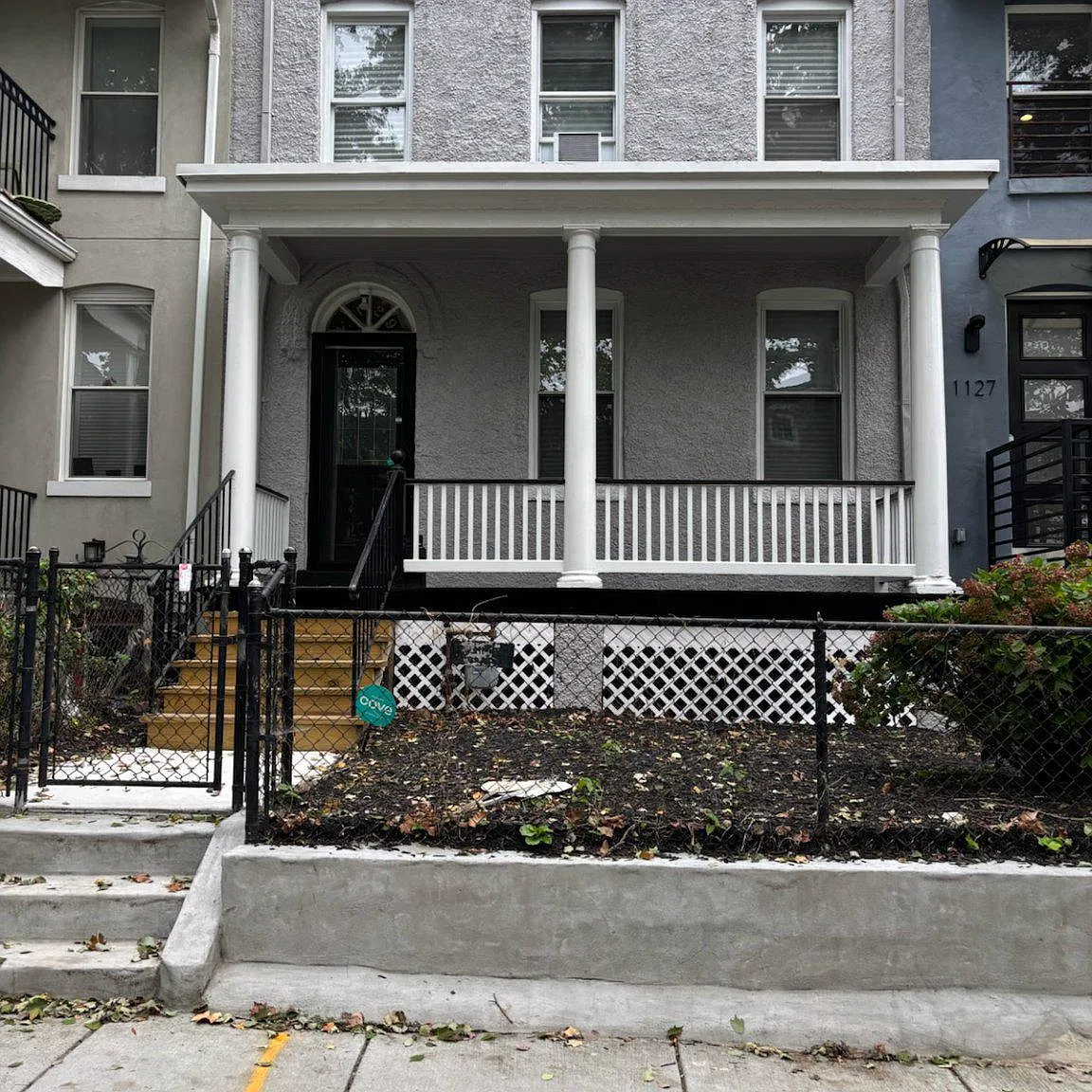 3 bed, 2.0 bath, 1200 sqft, $3,650 — Photo 1