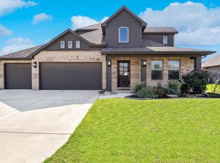 108 Dorothy Ct, Pilot Point, TX 76258