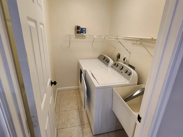 306 Ekoa Pl — Photo 14