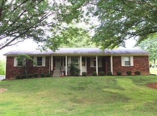 7003 Venetian Way, Louisville, KY 40214