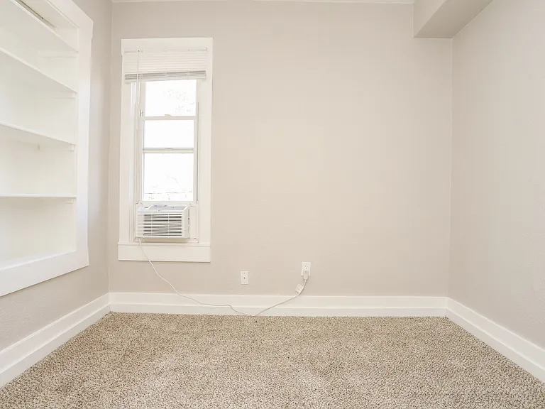 1205 E 23rd Ave — Photo 6
