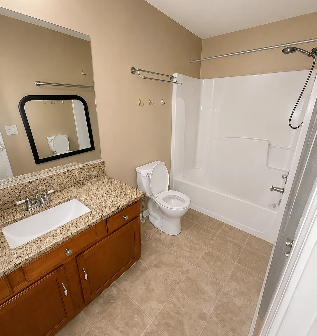 3 bed, 1404 sqft, $1,900 — Photo 4