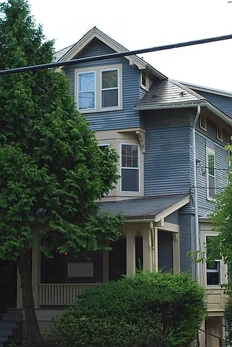 618 Stewart Ave #D Photo 1