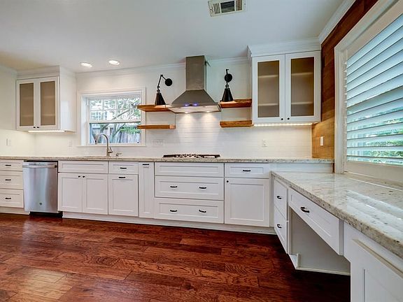 2nd image of 4935 Yarwell Dr
