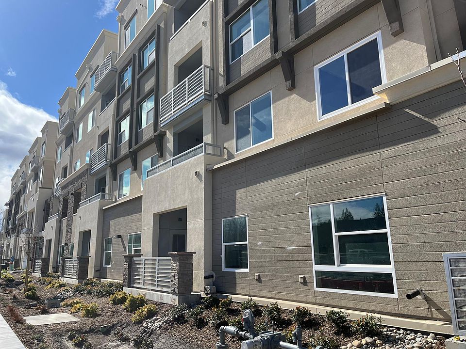 Brand New Beautiful and secured Building