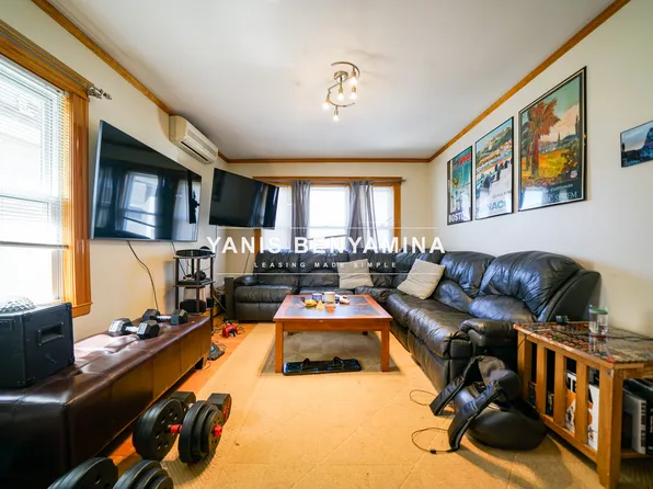 59 Court St #59, Medford, MA 02155