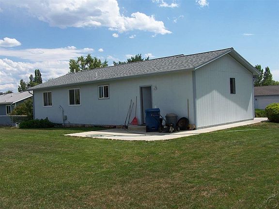 2nd image of 8900 Warbler Dr