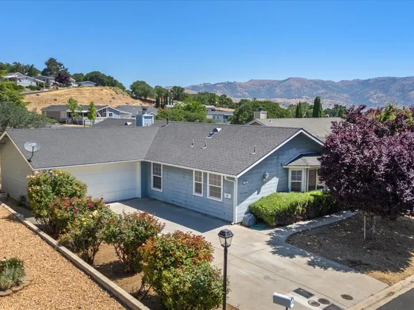 21276 White Pine Dr Space 48, Tehachapi, CA 93561