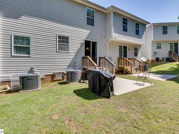 93 Huntress Dr, Greer, SC 29651
