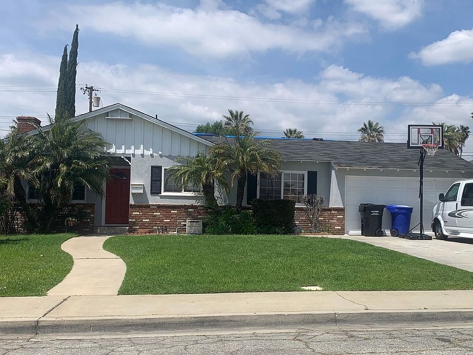 1st image of 1731 Elaine St