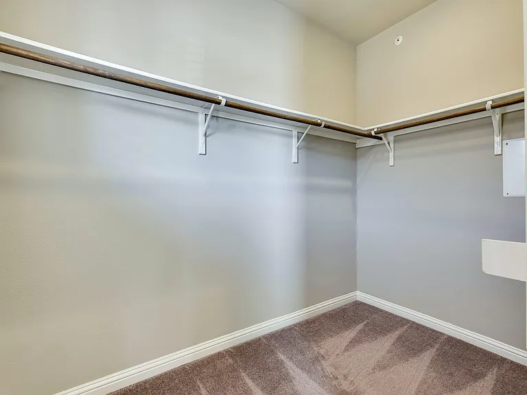 13800 Lyndhurst St #274 — Photo 21