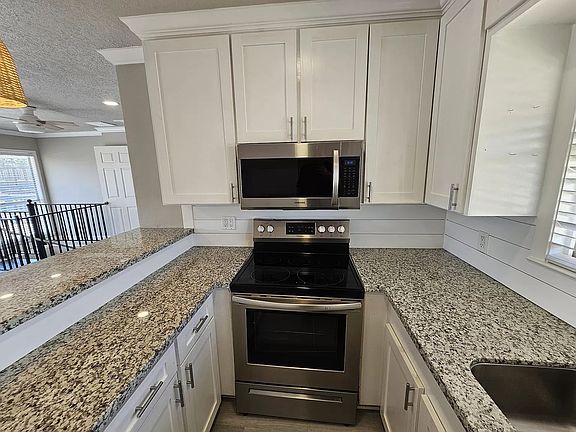 5th image of 34 Dolphin St
