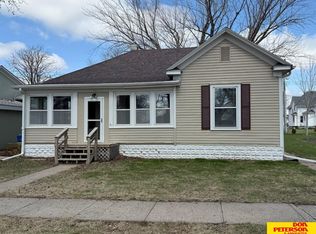 520 State St, Lyons, NE 68038