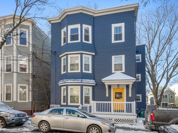 508 Green St #3, Cambridge, MA 02139