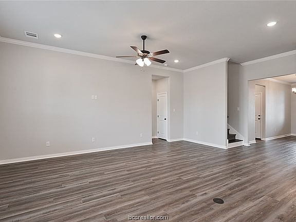 5th image of 6217 Daytona Dr