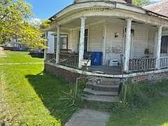 5th image of 18 Republic Ave