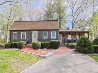 149 Pond St, Franklin, MA 02038