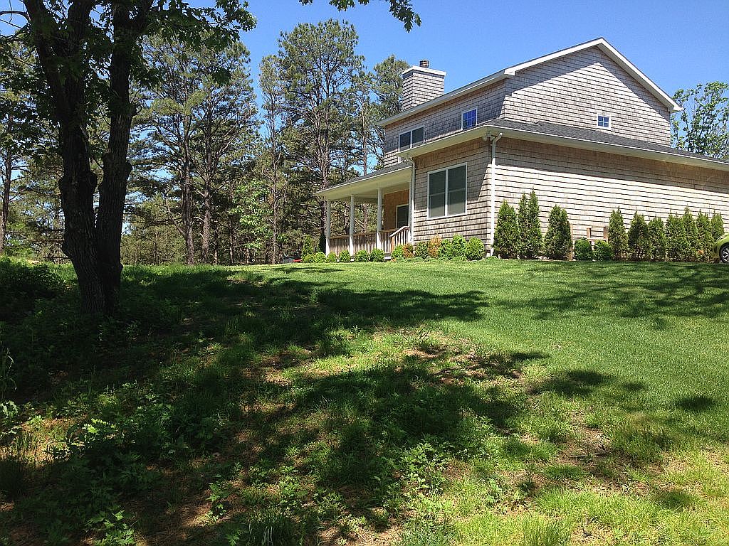 6 Seneca Dr, Hampton Bays, NY 11946 Zillow
