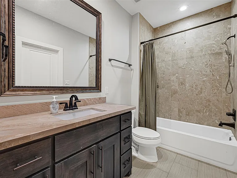 11218 Gallant Ridge Ln — Photo 13