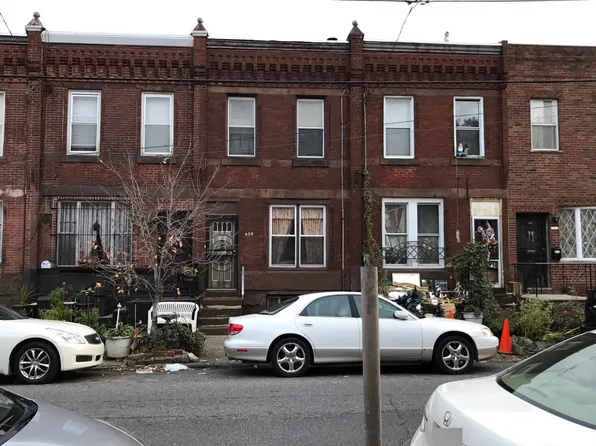806 Jackson St, Philadelphia, PA 19148