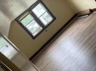 11211 Parkview Ave #2, Cleveland, OH 44104