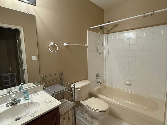 4th image of 13286 Holly Meadow Ln
