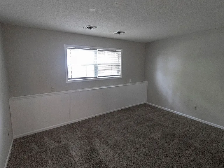 2916 Leeway Dr #C — Photo 5