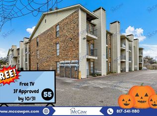 9520 Royal Ln APT 321, Dallas, TX 75243