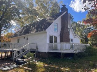 2135 Turnpike Rd, Raeford, NC 28376