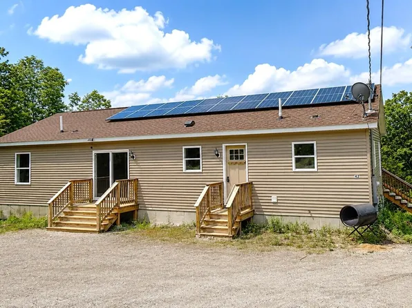 42 Hobbs Hill Lane, Harrison, ME 04040