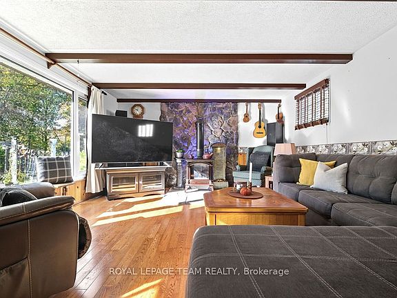 5th image of 144 Opeongo Rd