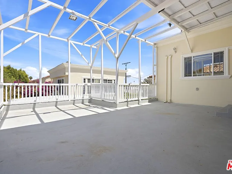 1510 Cardiff Ave — Photo 40