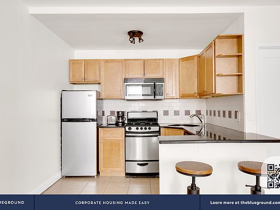 5th image of 302 8th Ave APT 3R