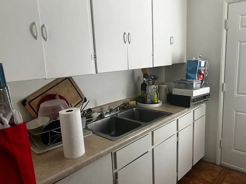 1 bed, 700 sqft, $1,350 — Photo 2