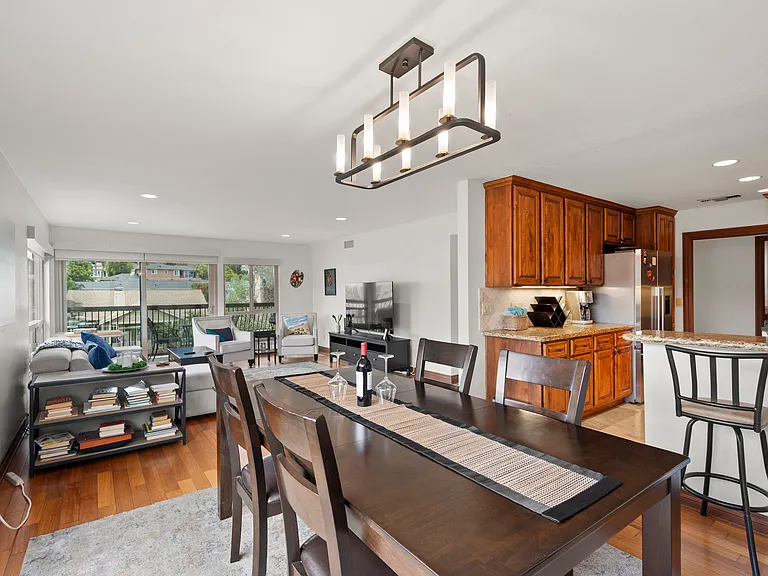 2955 McCall St #301 — Photo 10
