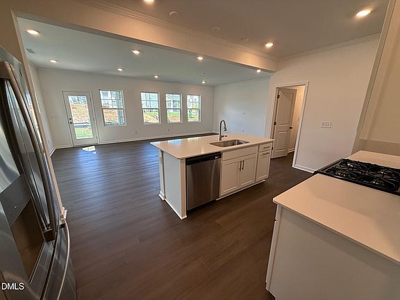 4th image of 404 Red Mangrove Dr