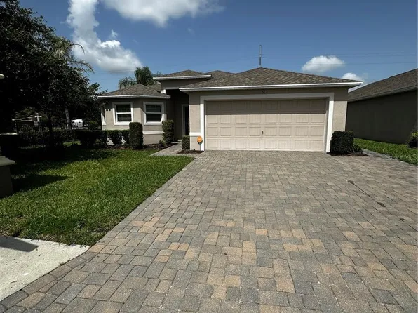 262 Lake Mariana Pl, Auburndale, FL 33823