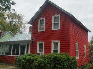 1407 Charles St, La Crosse, WI 54603