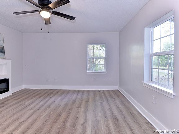 2nd image of 418 School St