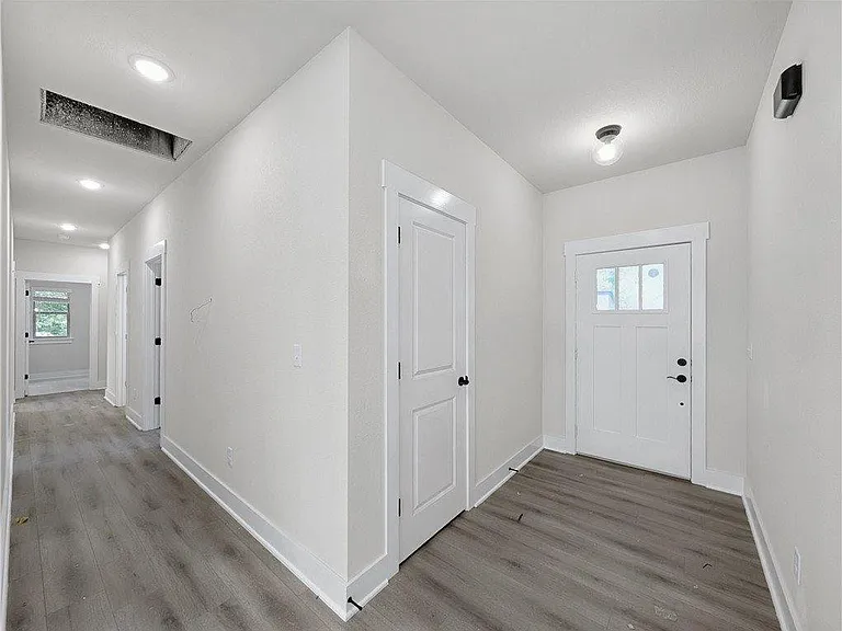 284 Stoneykirk Dr — Photo 10