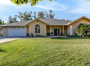 14819 Hilltop Dr, Red Bluff, CA 96080