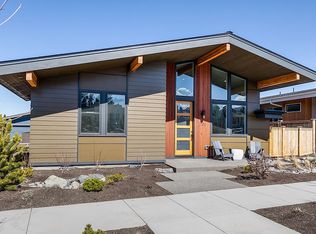 2762 NW High Lakes Loop, Bend, OR 97703
