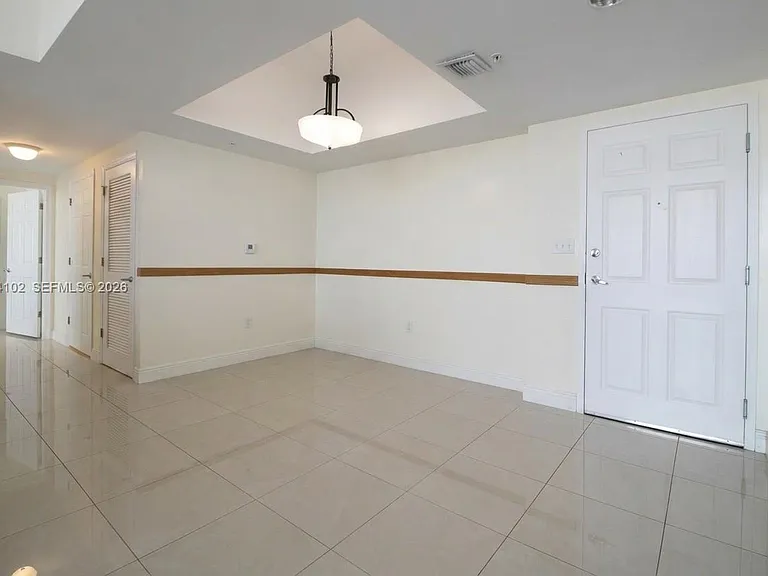 140 S Dixie Hwy #1019 — Photo 5