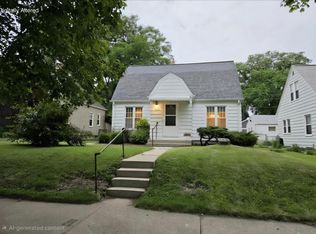 3265 S Burrell STREET, Milwaukee, WI 53207