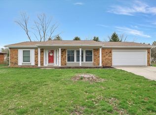 704 Somerset Cir, Saint Joseph, IL 61873