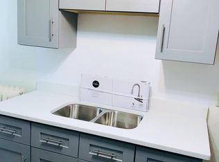 5855 Nicholson St #3, Pittsburgh, PA 15217