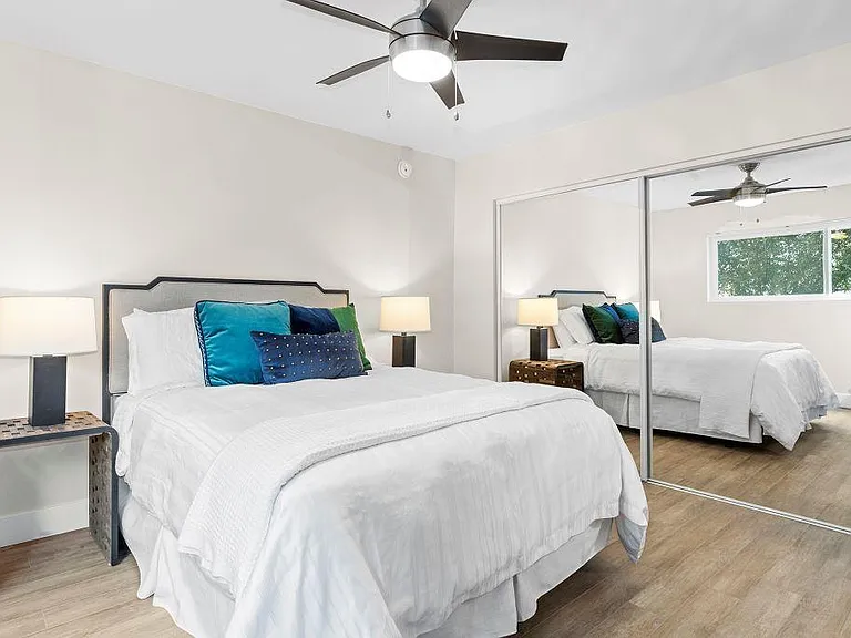 Kling Trio Apartments — Photo 50