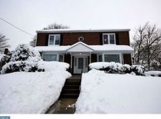6024 Avonhoe Rd, Philadelphia, PA 19138