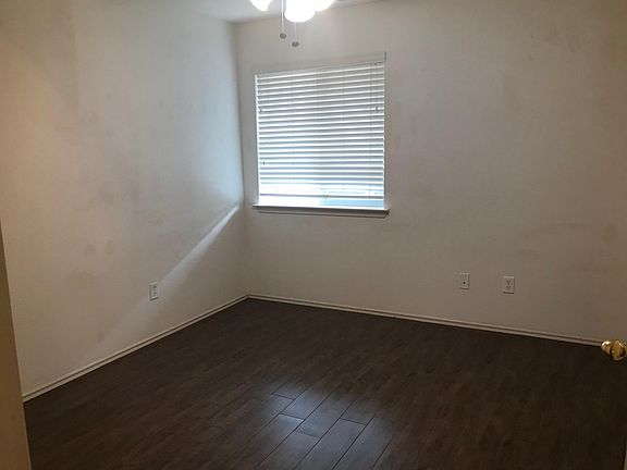 4th image of 14420 Mowsbury Dr