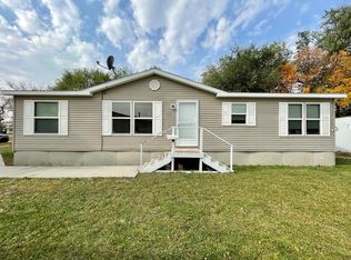 140 S 2nd St W, Malta, MT 59538